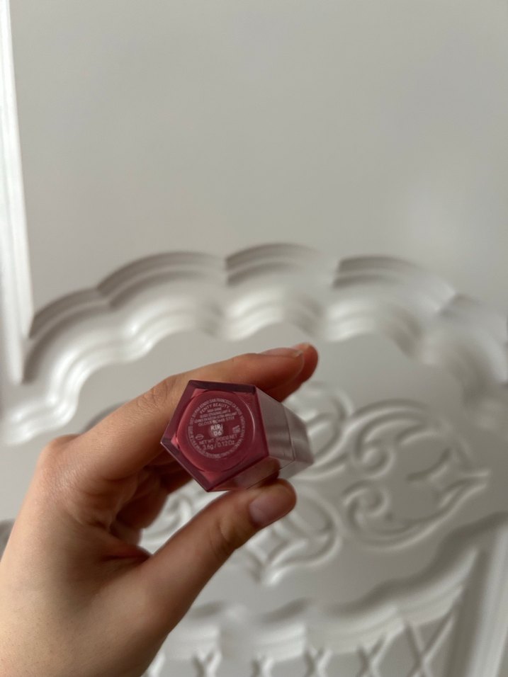 Fenty beauty riri dudak parlatıcısı - Görsel 3