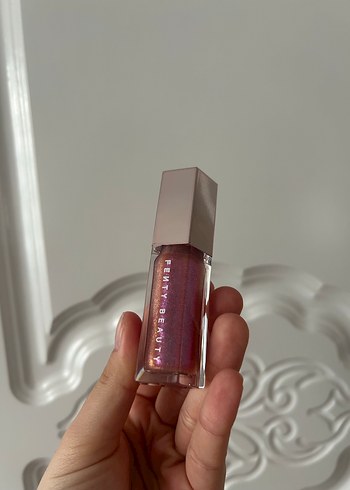 Fenty Beauty Pembe Işıltılı Dudak Parlatıcısı Seti - Görsel 11