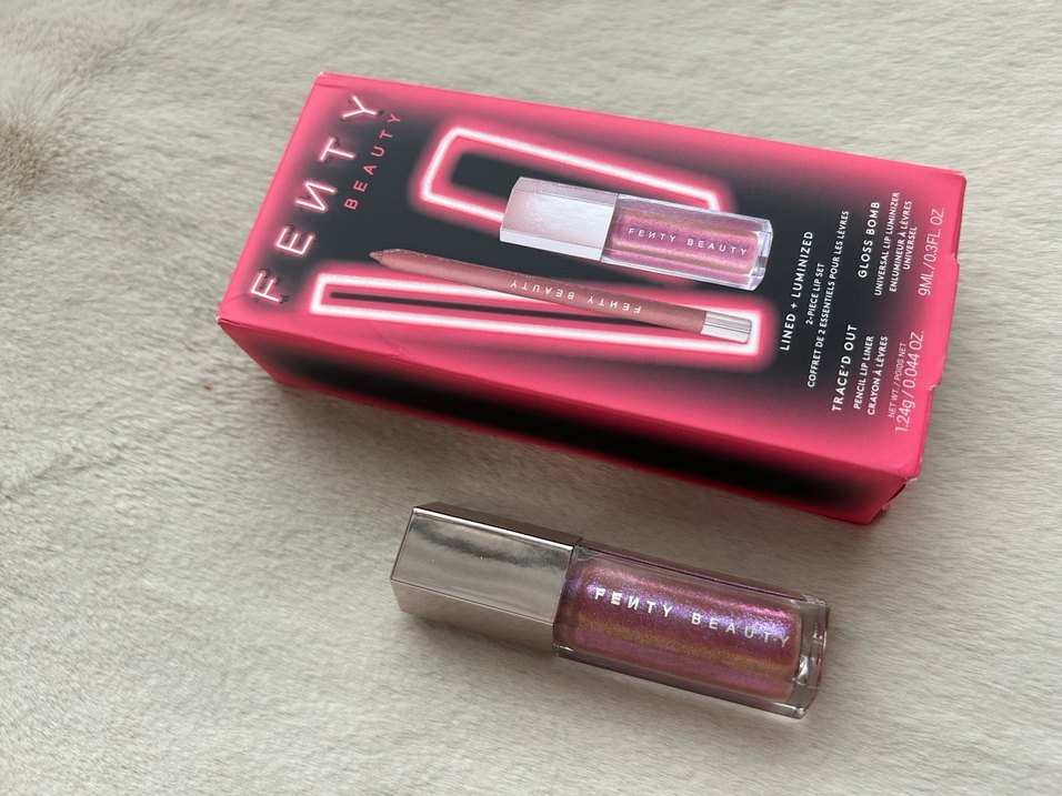 Fenty Beauty Pembe Işıltılı Dudak Parlatıcısı Seti - Görsel 4