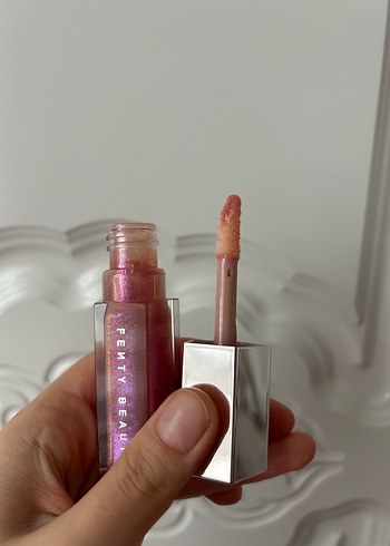 Fenty beauty dudak seti - Görsel 6