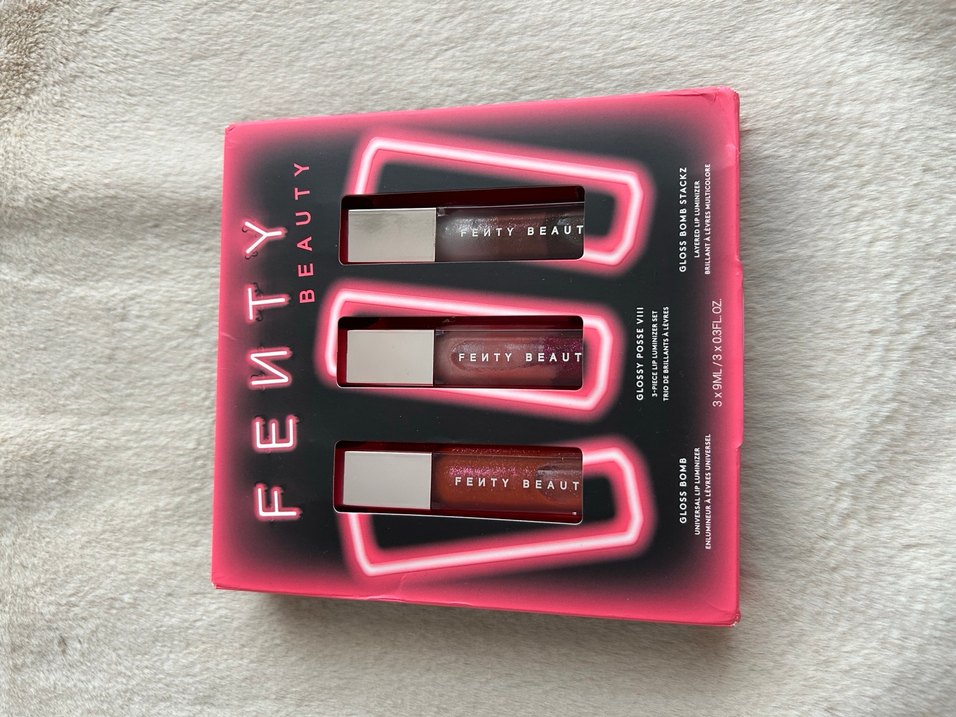Fenty Beauty Lip Gloss Seti - Görsel 4