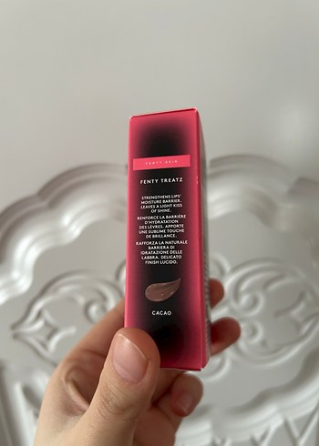 Fenty Skin Bordo Parlaklık ve Dudak Yağı Seti - Görsel 7