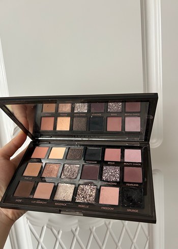 Huda beauty far paleti - Görsel 9
