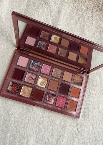 Huda beauty far paleti - Görsel 12