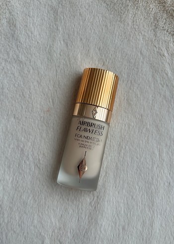 Charlotte tilbury fondöten - Görsel 7