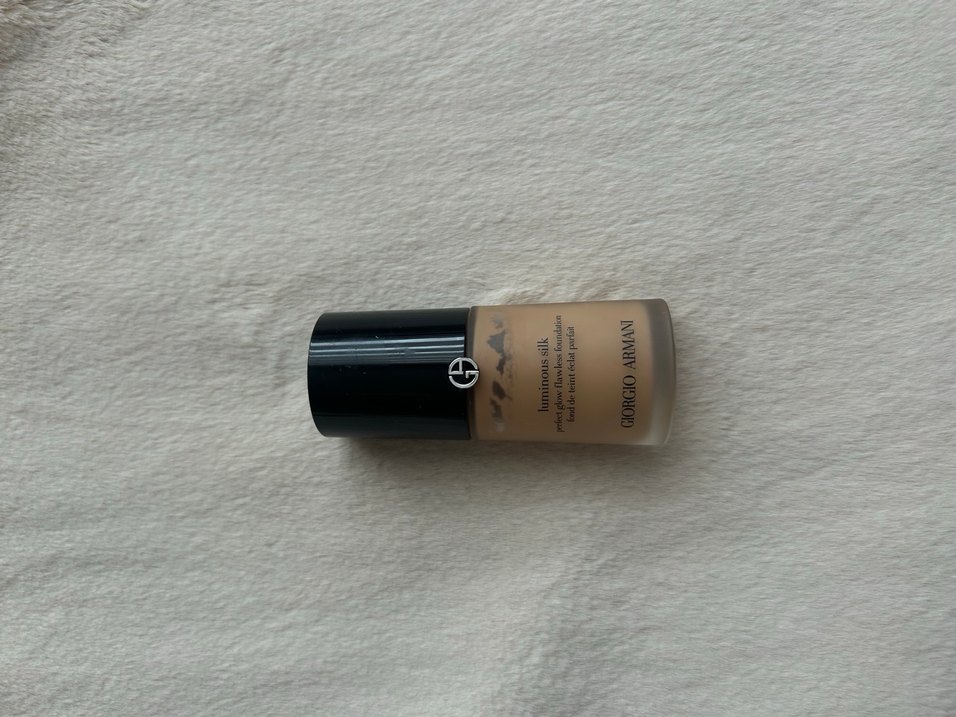 Giorgio Armani Luminous Silk Fondöten Açık Bej - Görsel 5