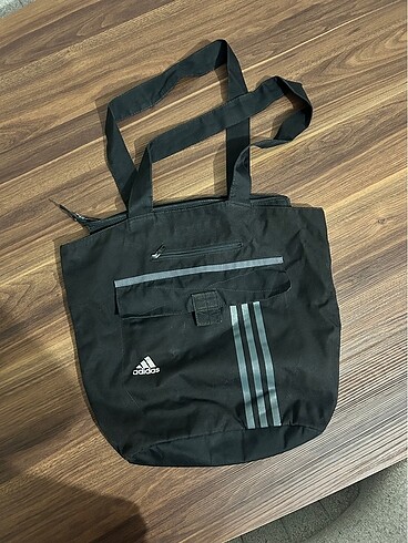Adidas kol çantası
