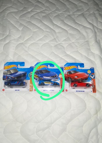 Honda civic , porsche , BMW
