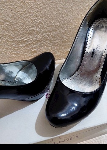 Siyah Rugan Stiletto Topuklu Kadın Ayakkabı - Görsel 2