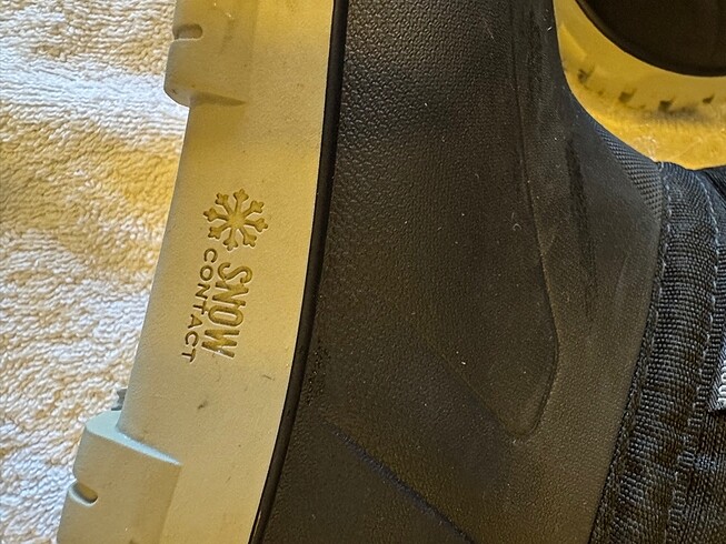 27 Beden siyah Renk Decathlon Kar Botı