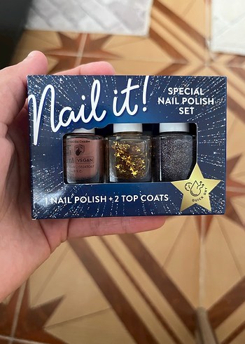 Nail It! Altın Parlak Oje Seti