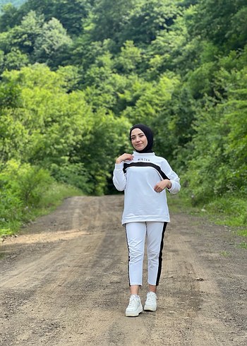 Beyaz tesettür Eşofman takımı - Görsel 2