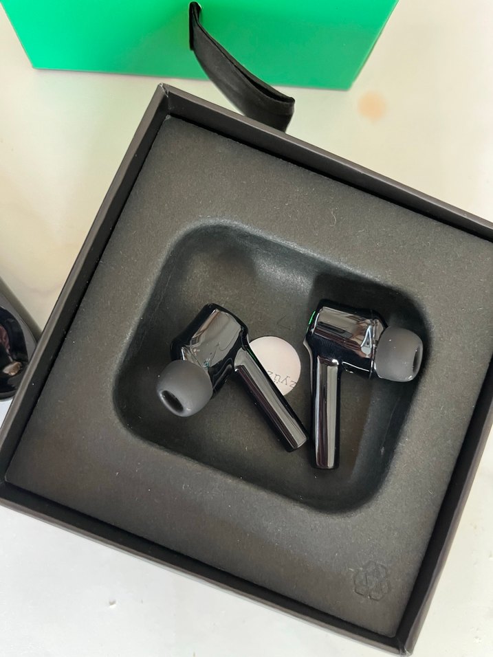 Razer Hammerhead Pro Hyperspeed Kablosuz Kulaklık - Görsel 4