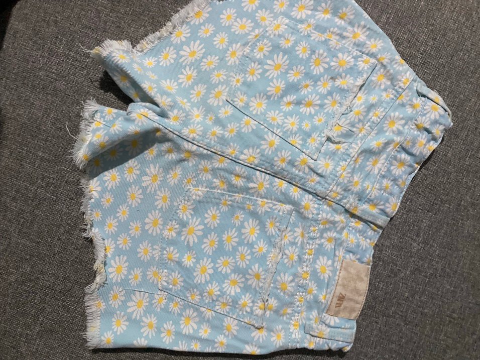 Mavi Papatya Desenli Midi Denim Şort - Görsel 2