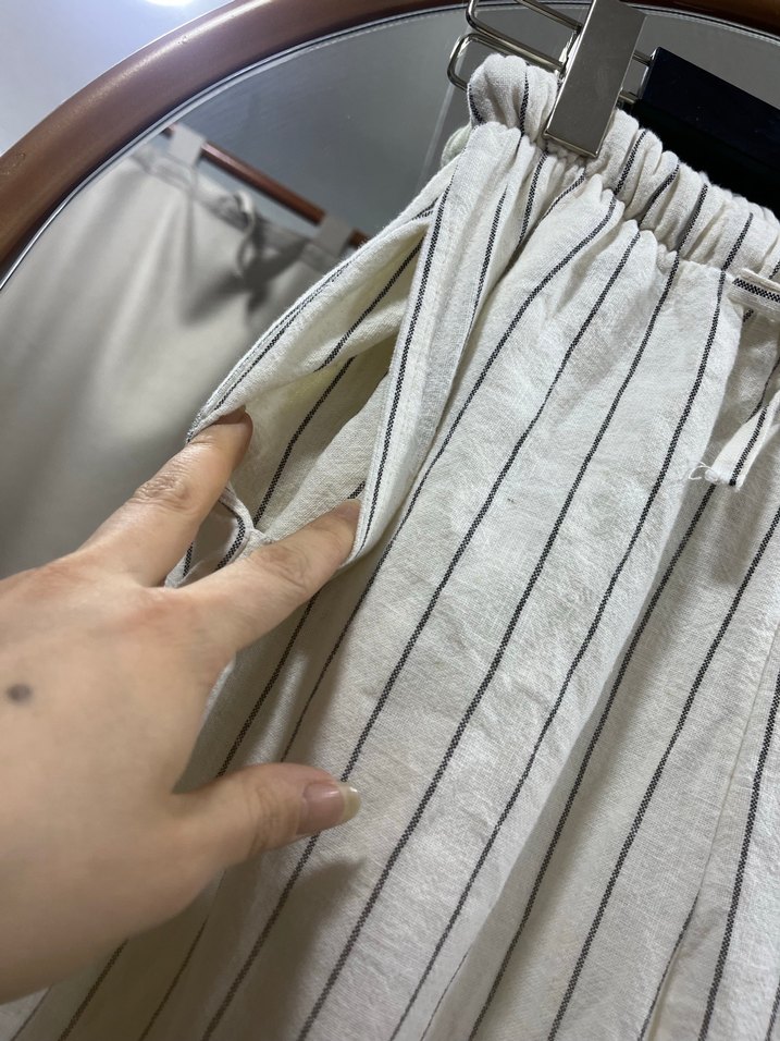 Beyaz Çizgili Bol Kesim Keten Pantolon - Görsel 4