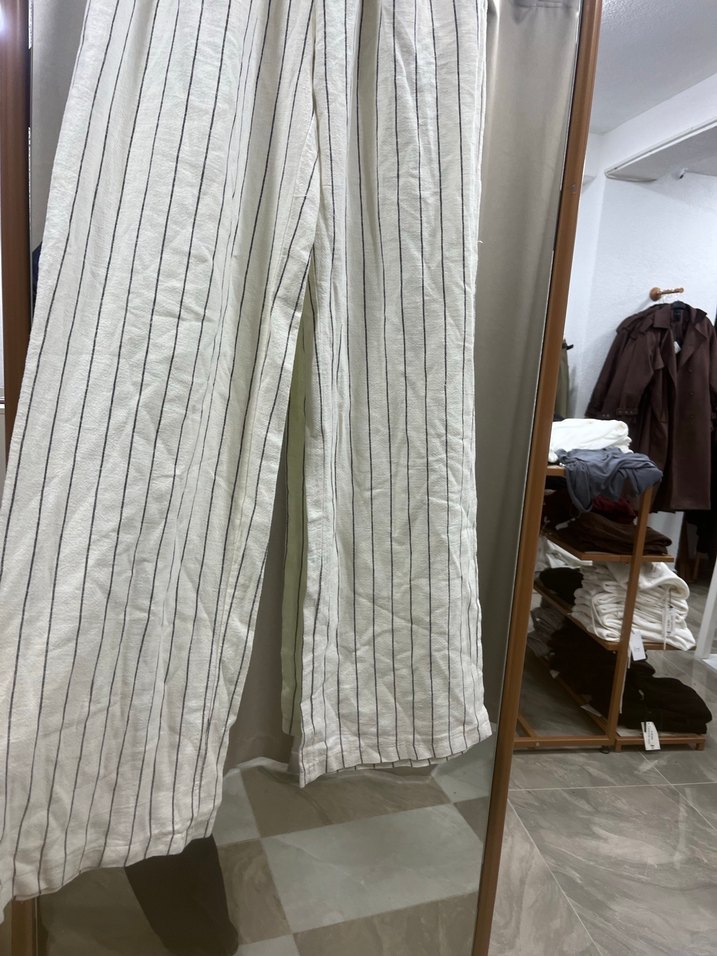 Beyaz Çizgili Bol Kesim Keten Pantolon - Görsel 2