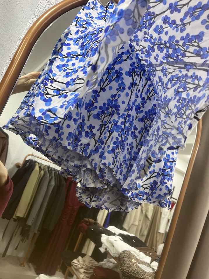 Mavi Çiçek Desenli Mini Etek - Görsel 2