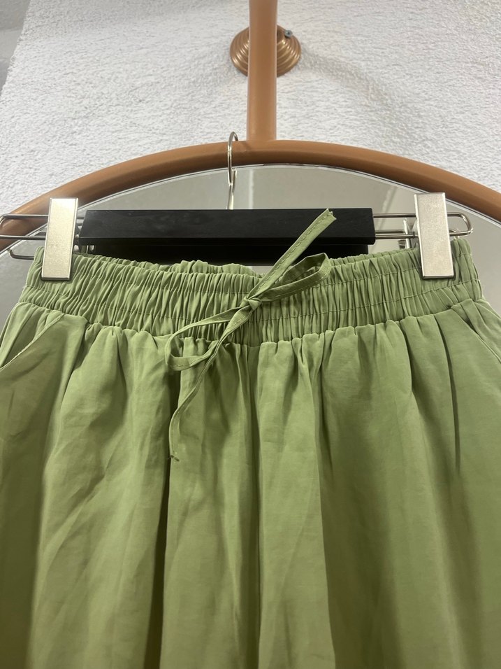 Yeşil Bol Kesim Keten Kadın Pantolon - Görsel 4