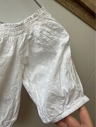 xs Beden beyaz Renk H&M marka yazlık crop