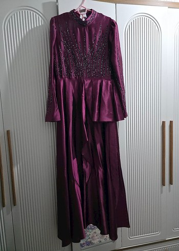 Uzun Kollu Mor İşlemeli Kadın Abiye Elbise - Görsel 2