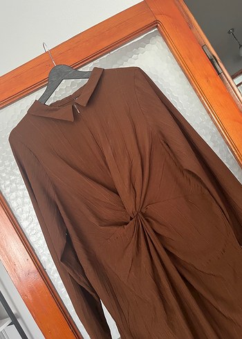 40 Beden Uzun Kahverengi Keten Elbise, Yüksek Yaka, Salaş