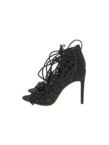 Zara Stiletto %70 İndirimli.