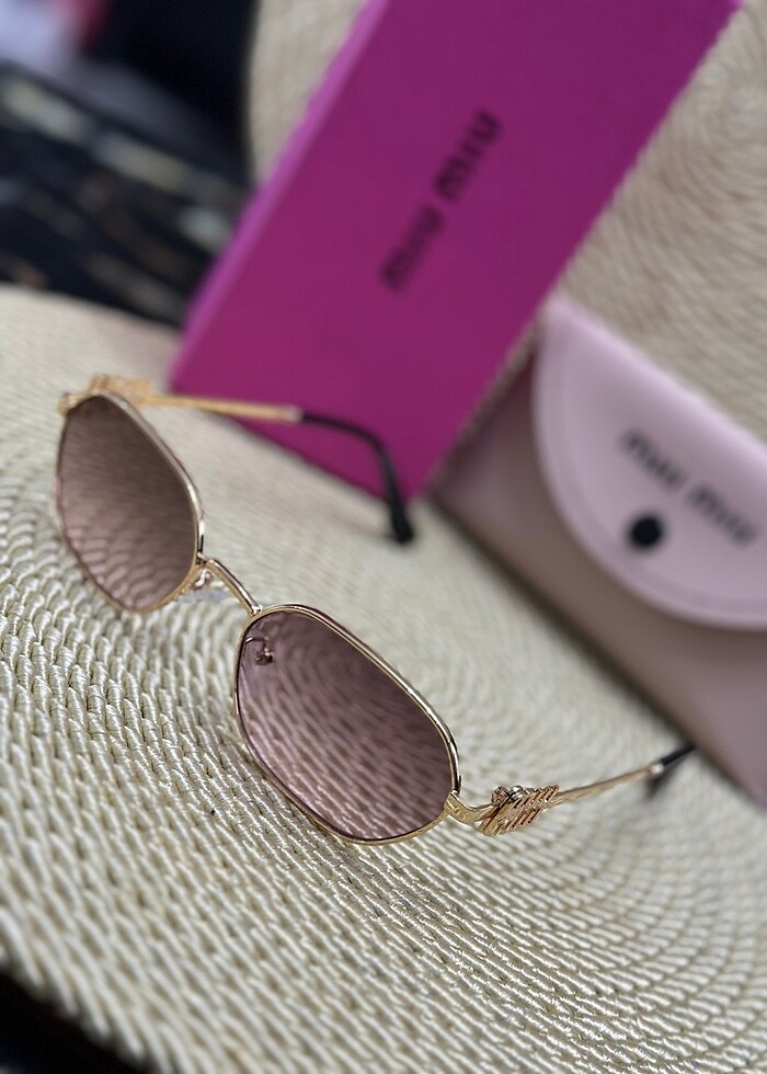 Miu miu BAYAM güneş gözlüğü. - Görsel 5