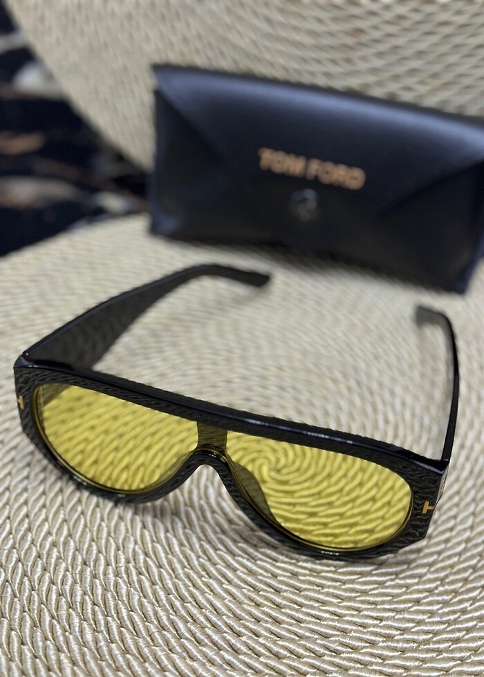 Tom Ford Bayan tarz güneş gözlüğü - Görsel 3