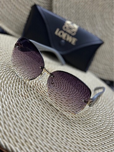 LOEWE BAYAN GÜNEŞ GÖZLÜĞÜ - Görsel 2