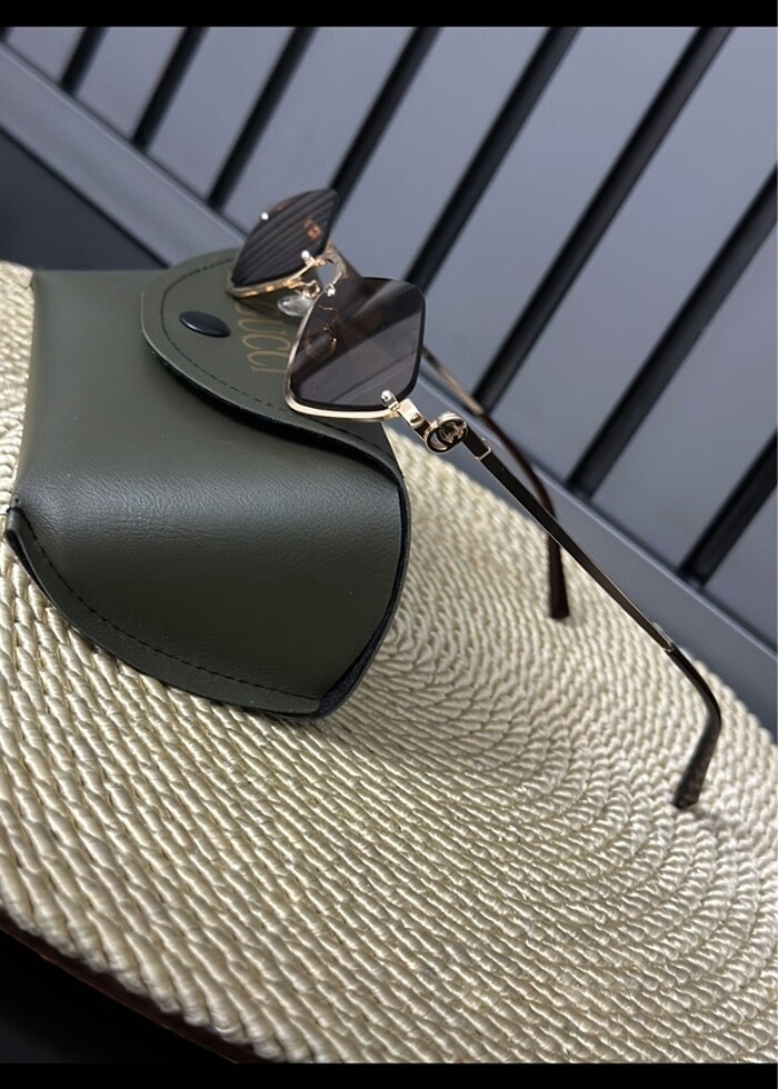 GUCCİ BAYAN GÜNEŞ GÖZLÜĞÜ. - Görsel 3