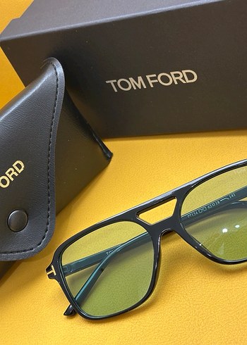Tom Ford Transparan mavi cam Kadın Güneş Gözlüğü - Görsel 5