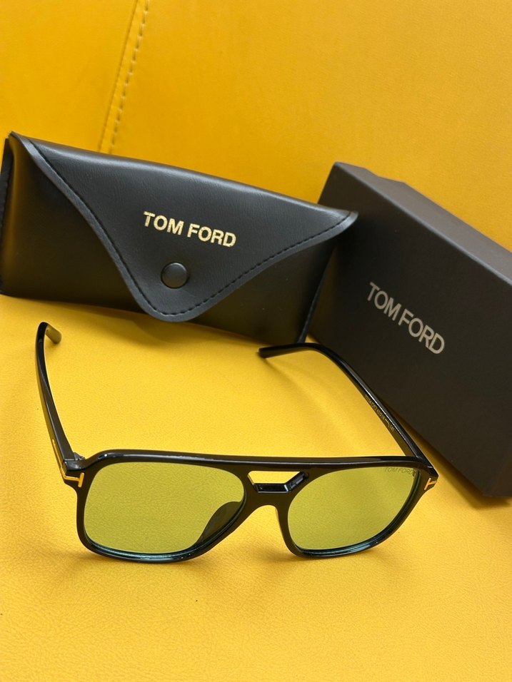 Tom Ford Transparan mavi cam Kadın Güneş Gözlüğü - Görsel 3