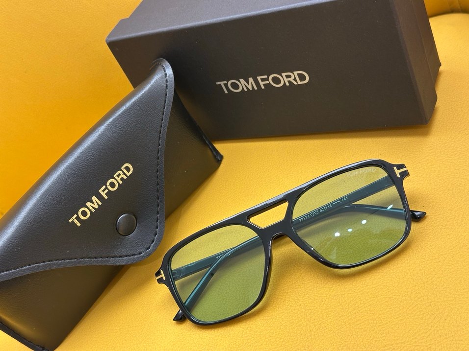 Tom Ford Transparan mavi cam Kadın Güneş Gözlüğü - Görsel 5