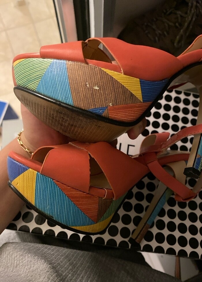 Canzone mercan rengi topuklu ayakkabı - Görsel 4