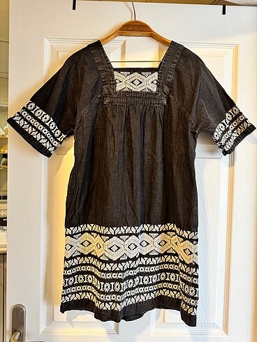 Topshop nakışlı elbise