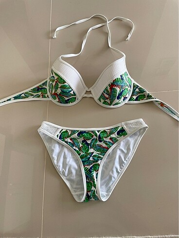 38 Beden Çok güzel bikini takımı
