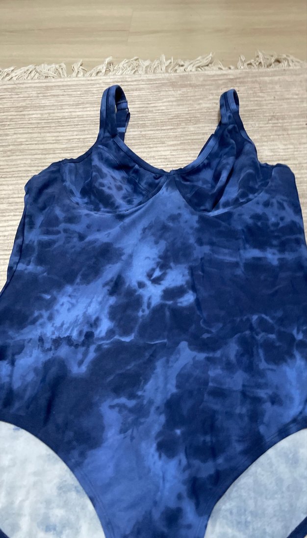 Koyu Mavi Batik Desenli Kadın Mayo - Görsel 3