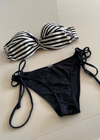 H&M Zebra Desenli Bağcıklı Kadın Bikini