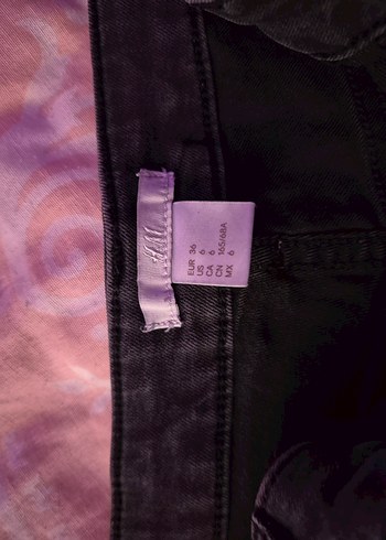 36 Beden Kısa Fit Denim Şort