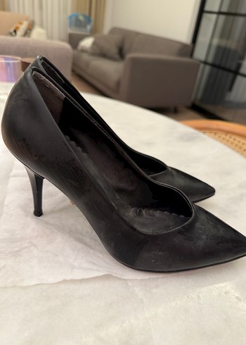 Siyah Stiletto Topuklu Klasik Kadın Ayakkabı