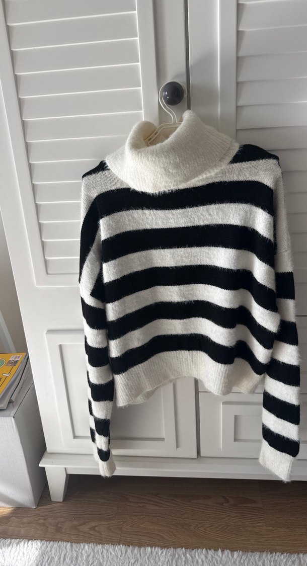 Boğazlı, Çizgili, Geniş Kesim Kadın Kazak - Görsel 3