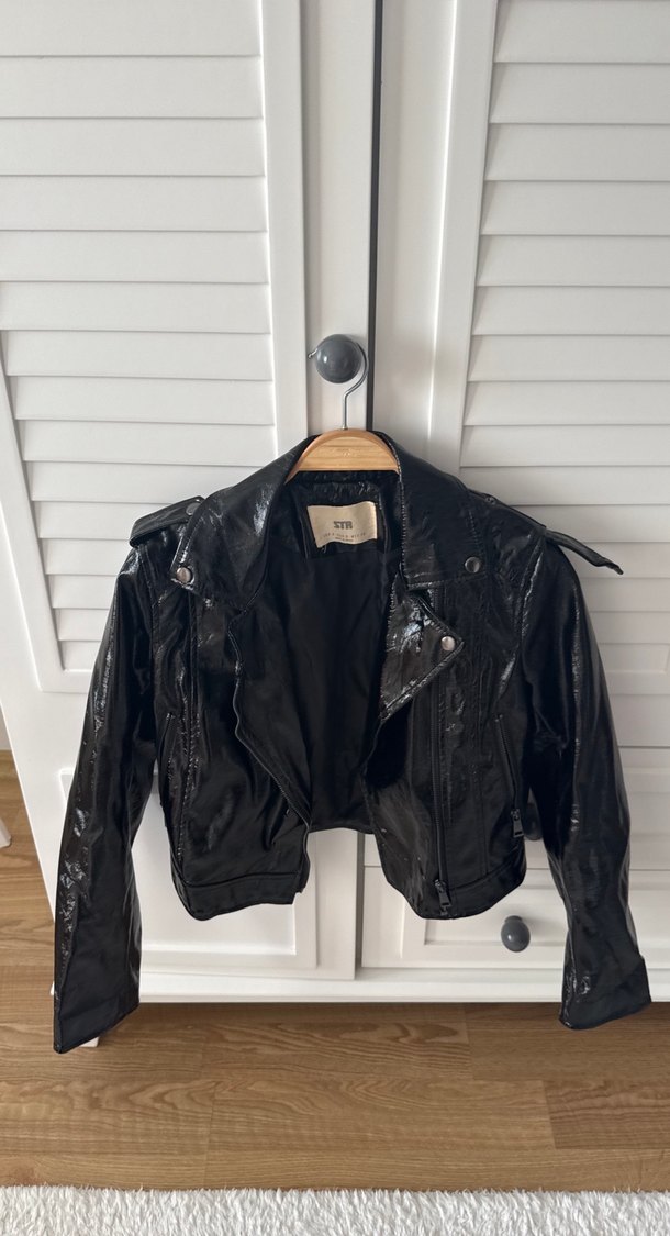 Kadın Siyah Parlak Deri Biker Ceket - Görsel 4