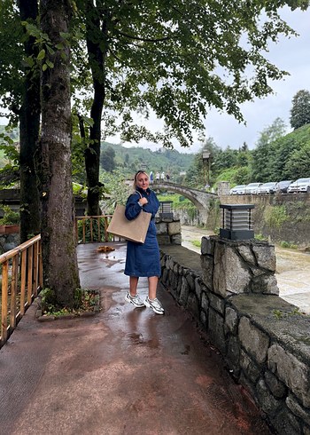 Uzun Mavi Denim Kadın Yağmurluk - Görsel 10