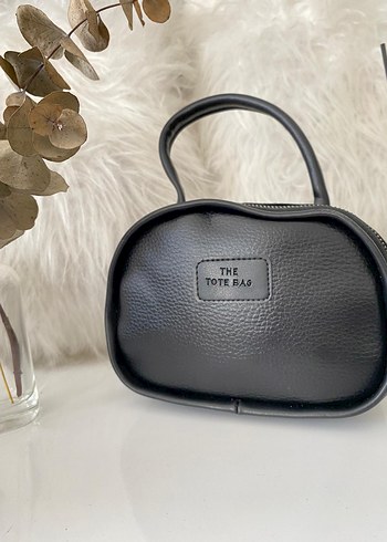 Siyah Deri Fermuarlı Parisian Tote Çanta