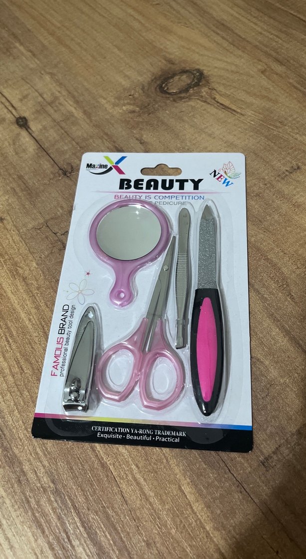 Pembe Renkli Manikür ve Pedikür Seti - Görsel 2