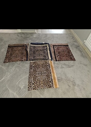 Leopar desenli şal