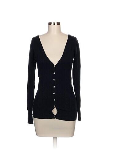 Stradivarius Hırka %70 İndirimli.