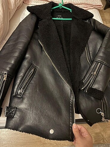 Bershka mont