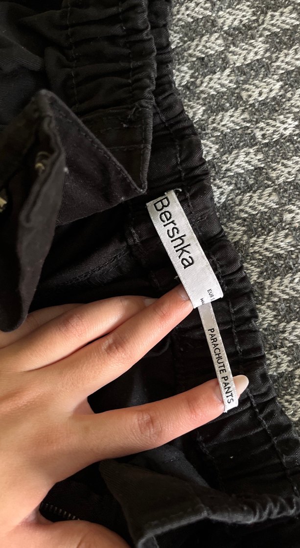 Bershka siyah pantolon - Görsel 2
