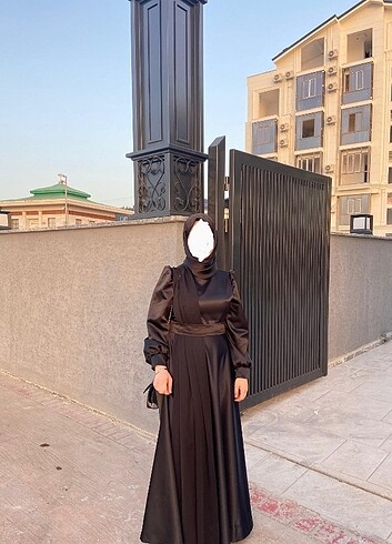 Siyah saten elbise - Görsel 2